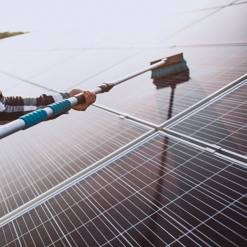 solar panel cleaning Gainsborough